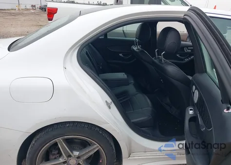 2015 Mercedes-Benz C 300 Sport 4Matic from USA, damaged, VIN 55SWF4KB5FU025256